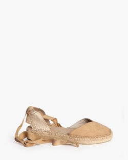 Alpargata cuña baja Color Camel de Corina Modelo M4315