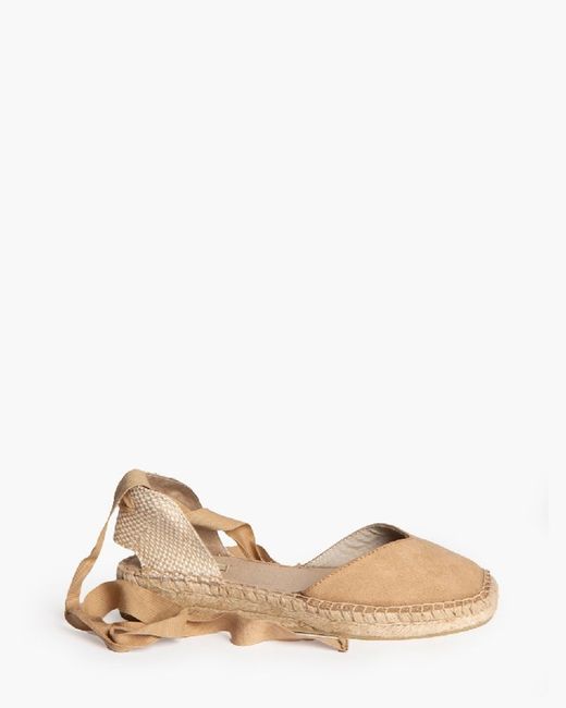 Alpargata cuña baja Color Camel de Corina Modelo M4315