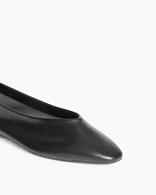 Bailarina Plana Negro Corina Modelo M5595