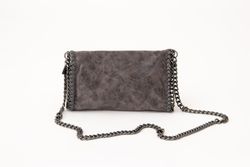 Bandolera Piel Cadena Color Gris