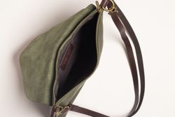 Sac bandoulière en cuir vert modèle 20223V