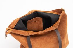 Bolso de piel para mujer color Camel modelo 20221C