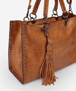 Bolso shopper tachuelas color camel