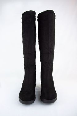 Botas de ante altas de mujer con tacón y plataforma de color negro