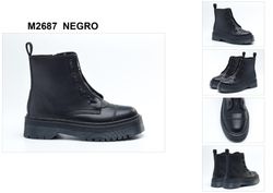 Botas militares negras con plataforma