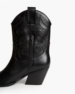 Botín estilo cowboy. Corina, Negro