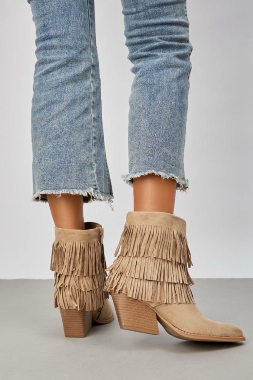 Botín Tacón Campero Detalle Flecos Beige