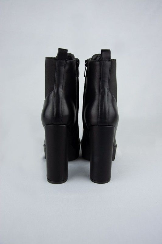 Botines negros con plataforma y tacón Cierre con cremallera