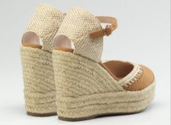 Compensée en sparte India Camel par Corina Modèle M2302