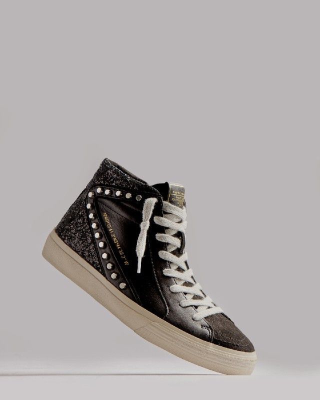 Deportiva tipo botín color Negro-Glitter Corina modelo M3511