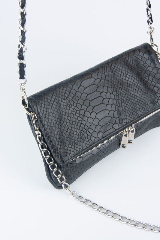 Bolso pequeño de piel doble cadena de color negro modelo Lupo