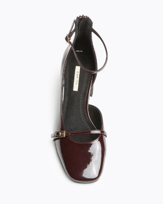 Mary Jane en cuir verni bordeaux avec talon Corina, modèle M5750