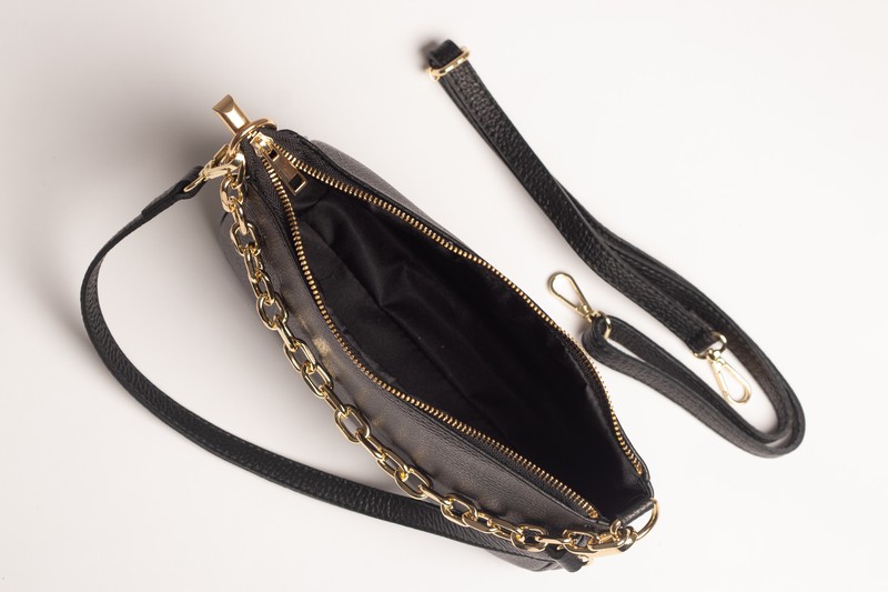 pequeño de Piel Cadena Color Negro — Oliva bags & shoes