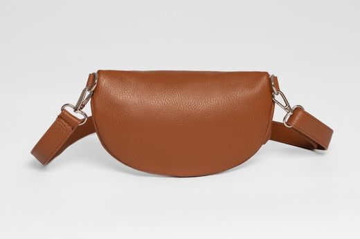 Riñonera de piel en color Marrón modelo 20222C