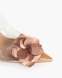 Sandalia de Tacón Alto Destalonado con Corte Vinilo de la marca Corina Modelo M4207 Color Nude