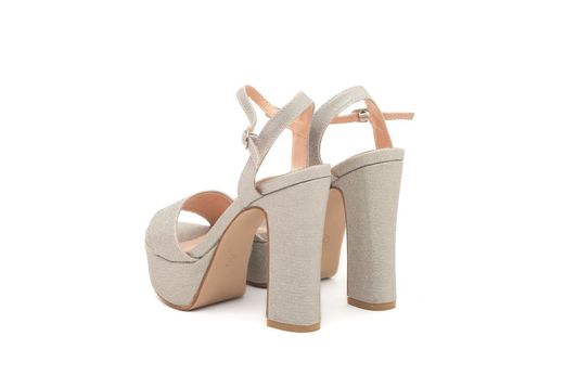 Sandale à talon haut avec plateforme argentée