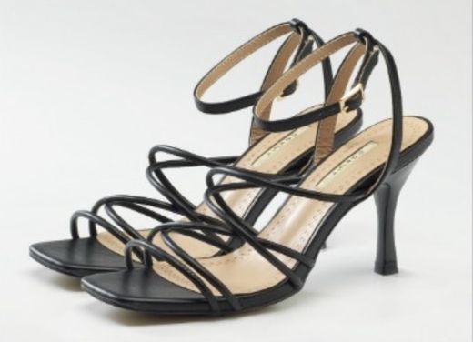 Sandalia de tacón con tiras color Negro marca Corina