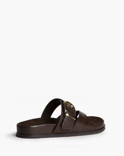 Sandalia Mujer Marrón Corina con Hebilla Dorada – Sandalia Plana Verano