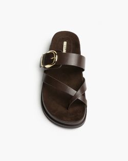 Sandalia Mujer Marrón Corina con Hebilla Dorada – Sandalia Plana Verano