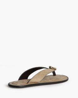 Sandalias beige planas mujer con detalle metálico y suela acolchada