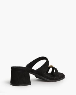 Sandalias negras de tacón bajo mujer con anillo metálico