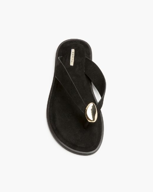 Sandalias negras planas mujer con detalle metálico y suela acolchada