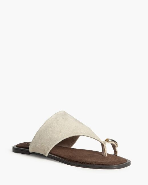 Sandalias Planas Dedo Taupe Corina Modelo M5480