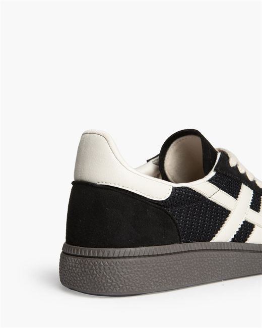 Sneaker Color NEGRO Corina Modelo M5520