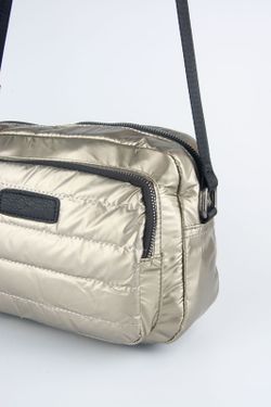 Bolso pequeño tipo bandolera acolchado de color oro modelo Tote