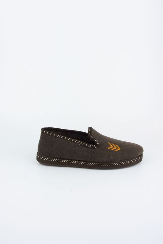 Zapatilla  de estar por casa de hombre de color marrón  Ref.8018M de la marca Canovas Ruiz
